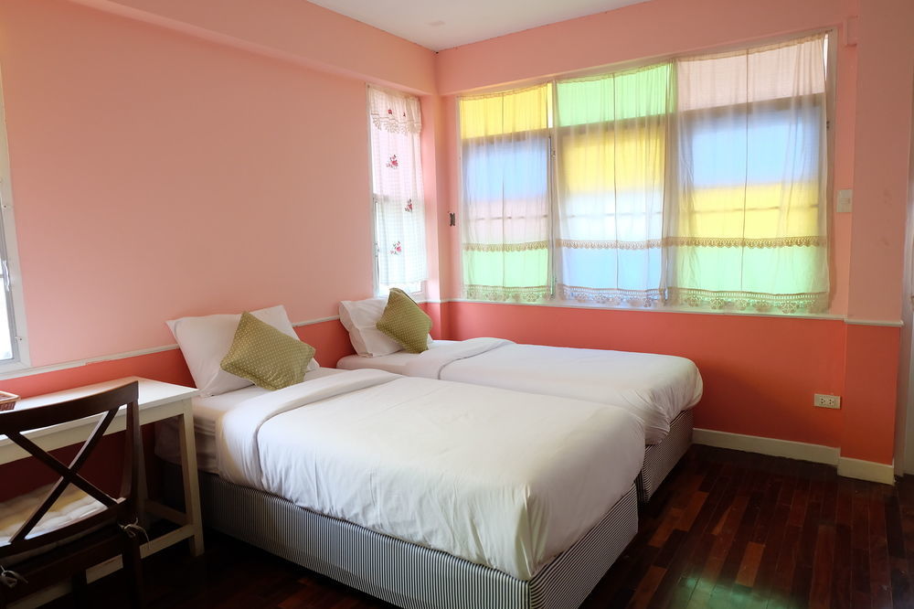 Udee Cozy Bed & Breakfast Chiang Mai Esterno foto