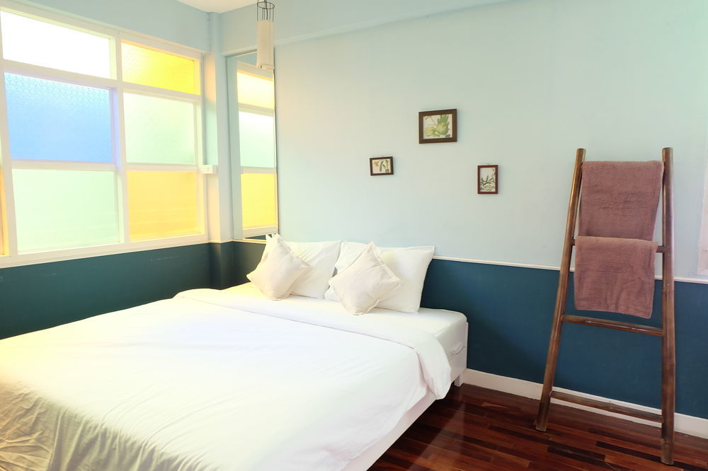 Udee Cozy Bed & Breakfast Chiang Mai Esterno foto