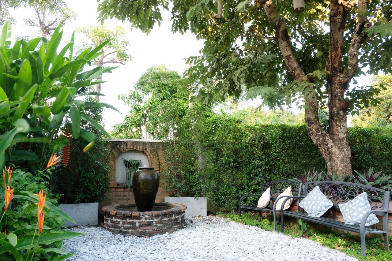 Udee Cozy Bed & Breakfast Chiang Mai Esterno foto