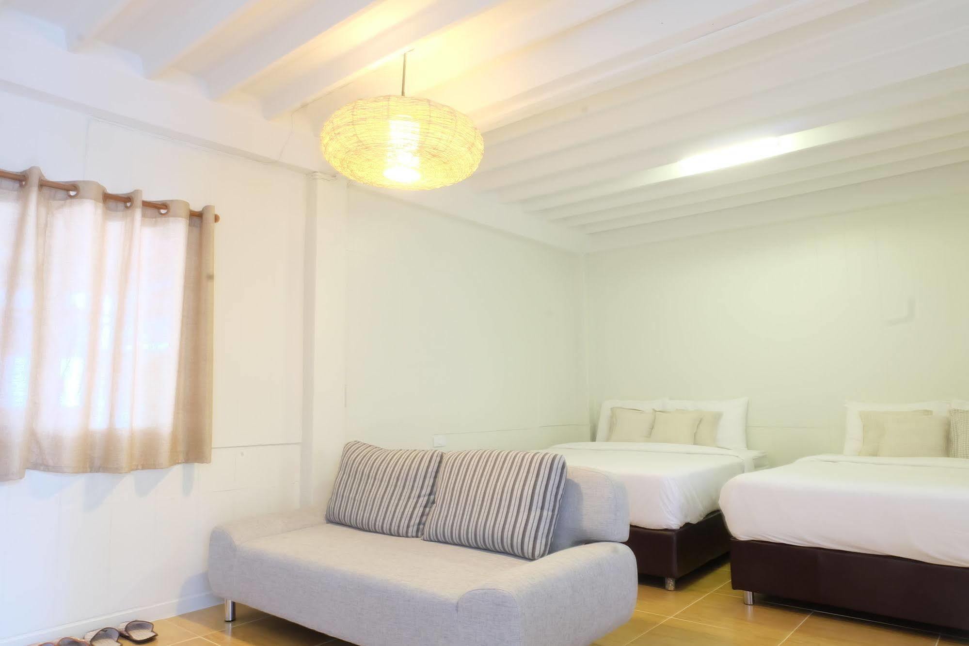 Udee Cozy Bed & Breakfast Chiang Mai Esterno foto
