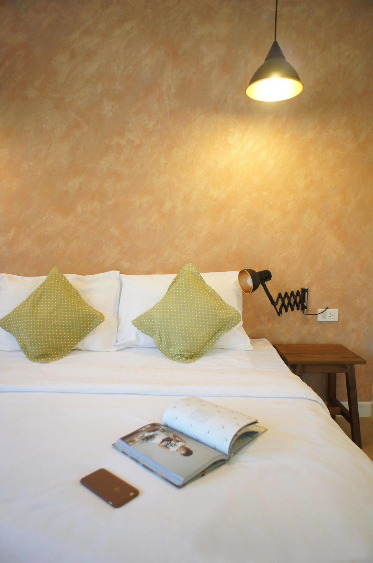 Udee Cozy Bed & Breakfast Chiang Mai Esterno foto