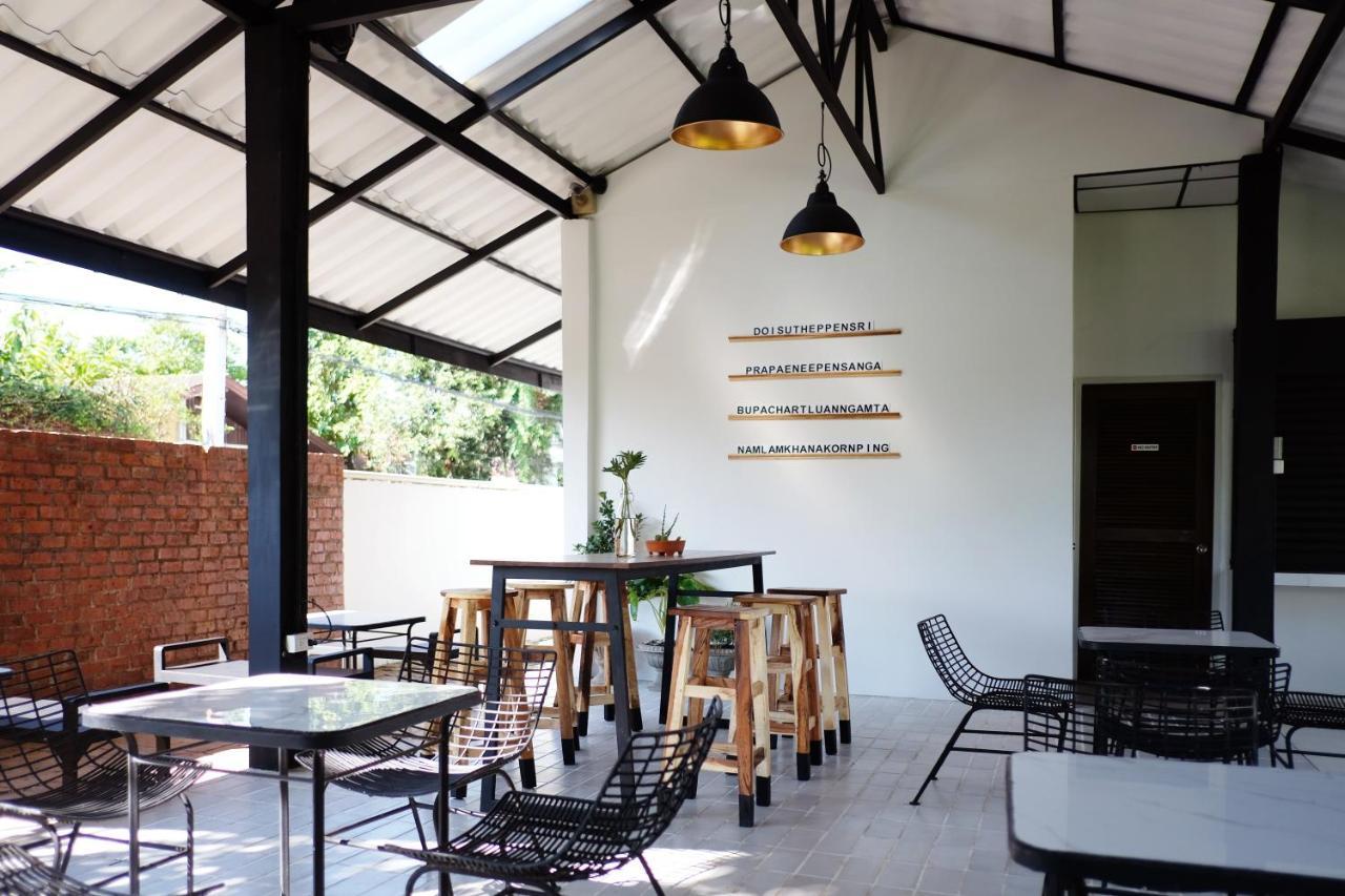 Udee Cozy Bed & Breakfast Chiang Mai Esterno foto