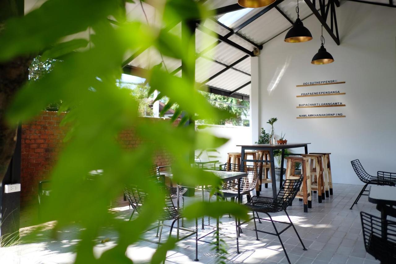 Udee Cozy Bed & Breakfast Chiang Mai Esterno foto