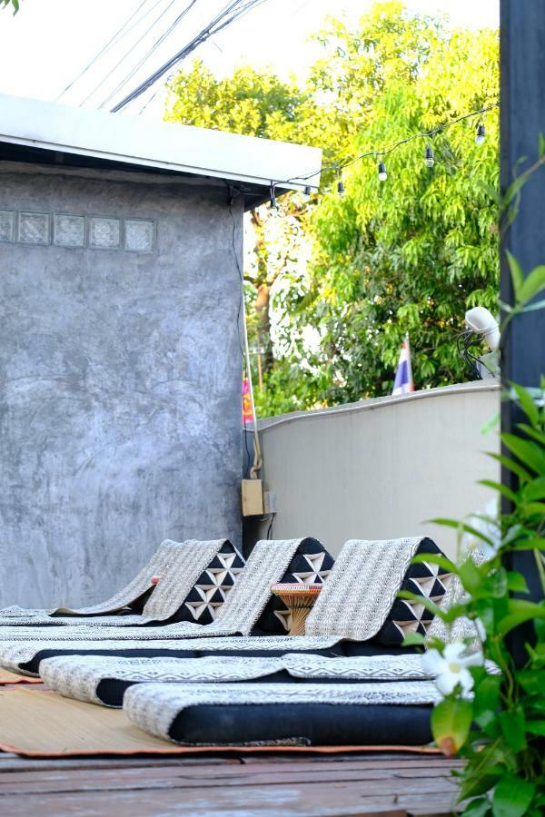 Udee Cozy Bed & Breakfast Chiang Mai Esterno foto