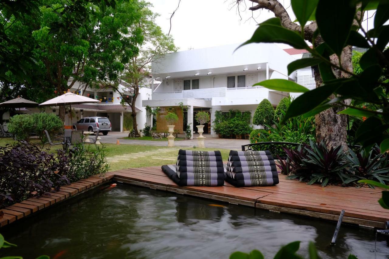Udee Cozy Bed & Breakfast Chiang Mai Esterno foto